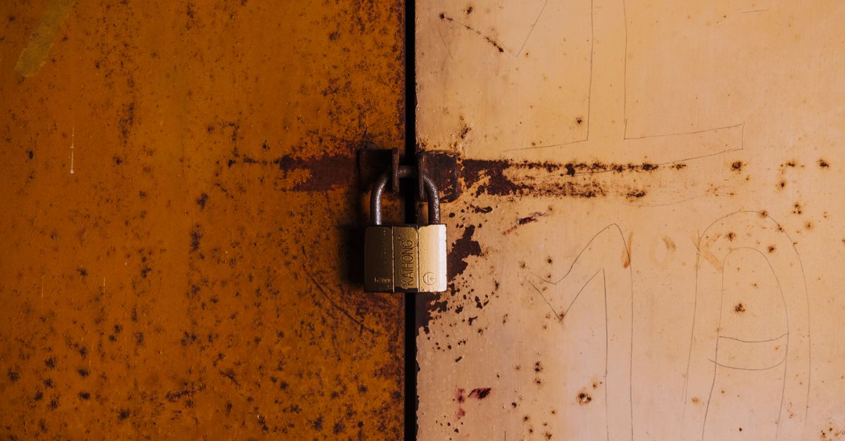 Commercial Lockout & Rekey — Beacon Locksmith